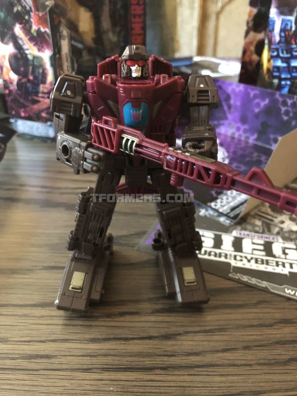 Transformers Siege War For Cybertron Preview Wave 1  (52 of 103)